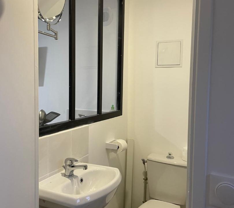 Photo of Bathroom in Domont