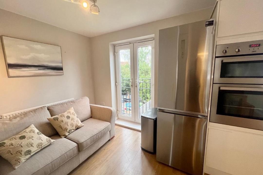 Photo of Others in Hook