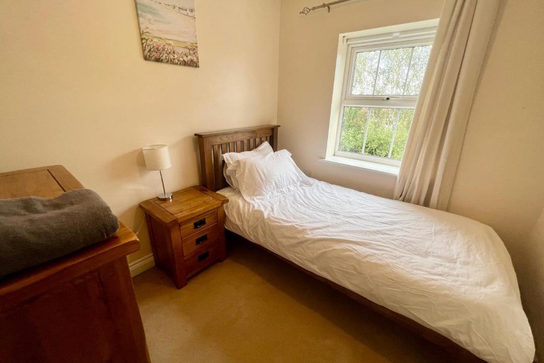 Photo of Others in Hook