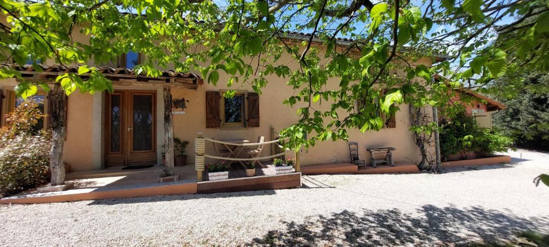 Photo of Buildings in Monties