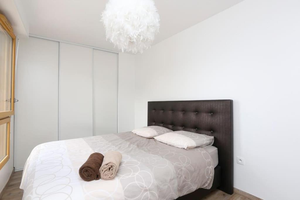 Photo of Bedroom in Saint-Denis
