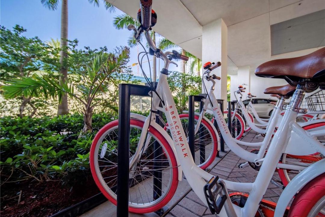 Photo of Patio Balcony in Hallandale Beach