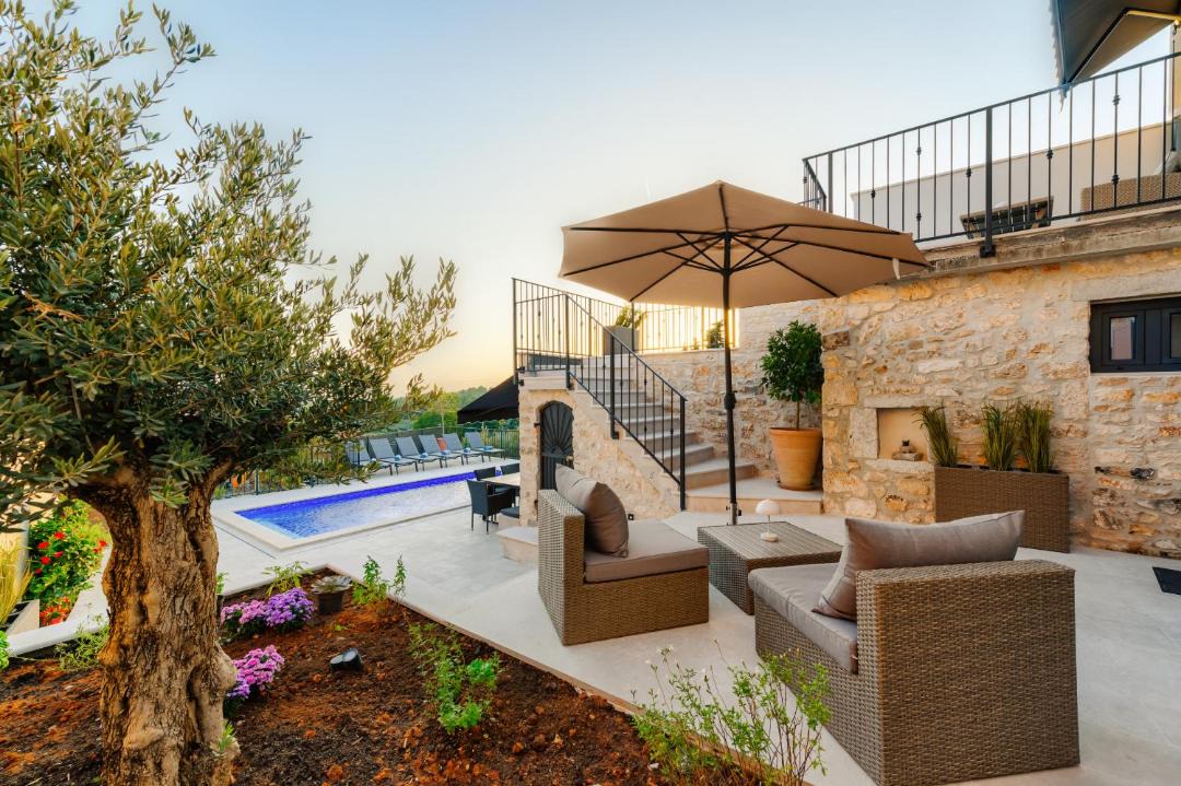Photo of Patio Balcony in Mugeba
