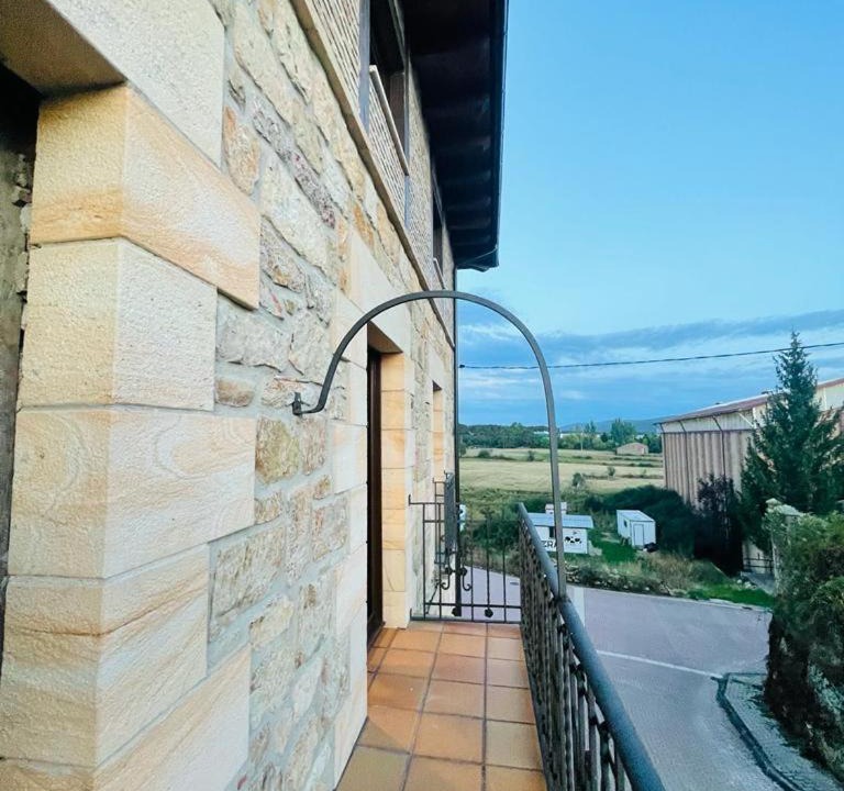 Photo of Patio Balcony in Duruelo de la Sierra