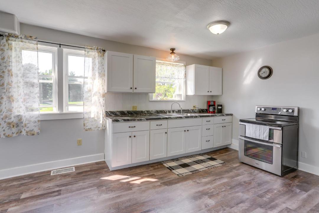 Photo of Kitchen in New Haven  Huron County