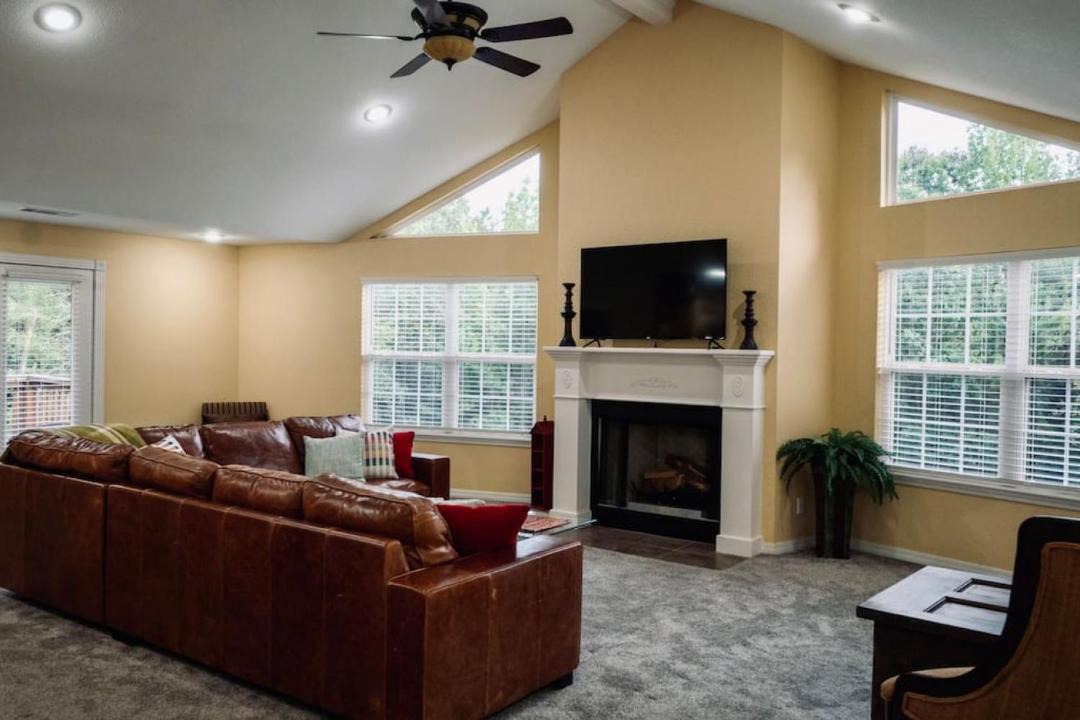 Photo of Livingroom in Russellville