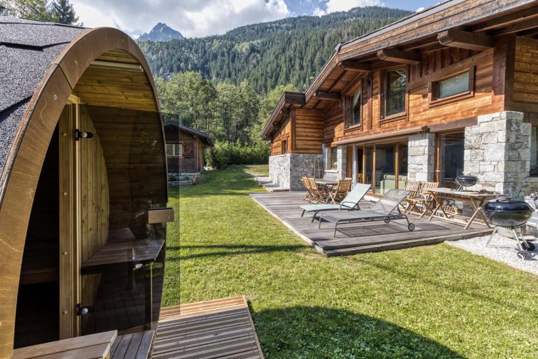 Photo of Others in Les Tines