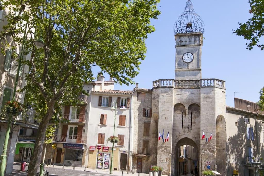 Photo of Buildings in Manosque