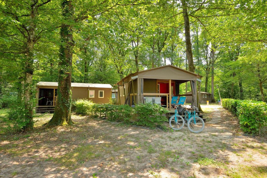 Photo of Others in Combreux