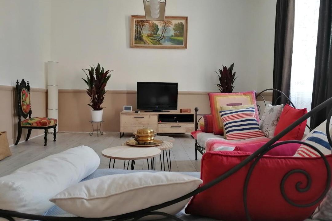 Photo of Livingroom in La Chapelle-Montligeon