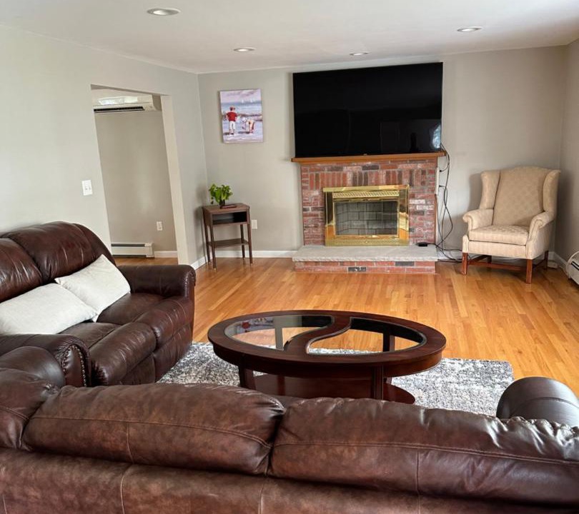 Photo of Livingroom in West Roxbury