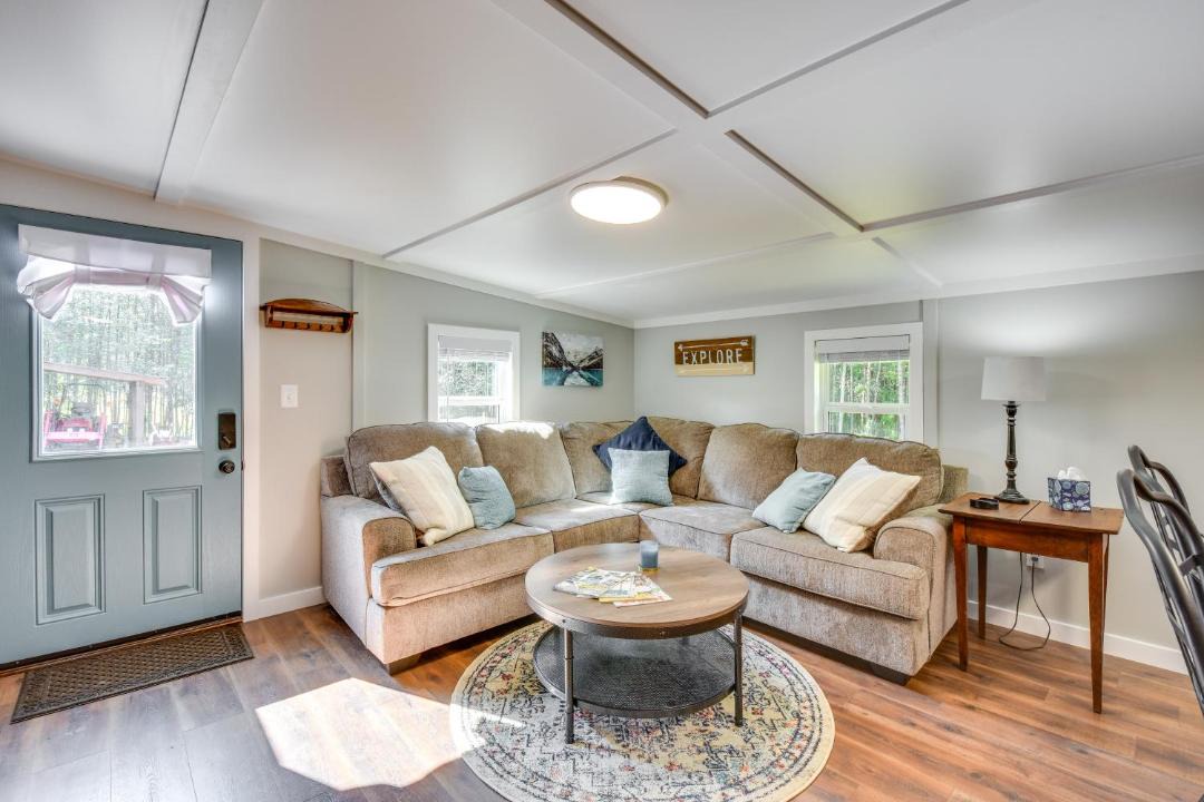 Photo of Livingroom in Clarkesville