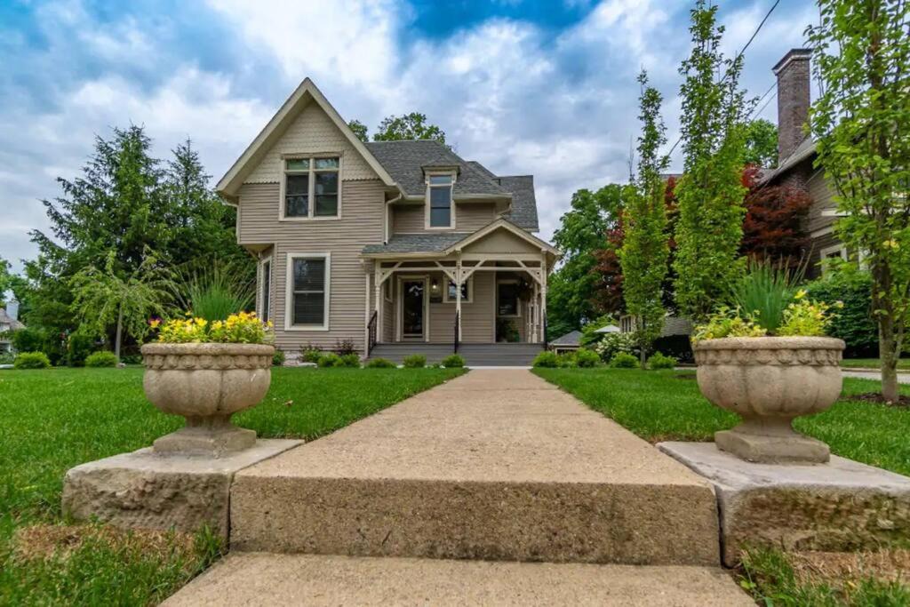 Photo of Buildings in Greencastle