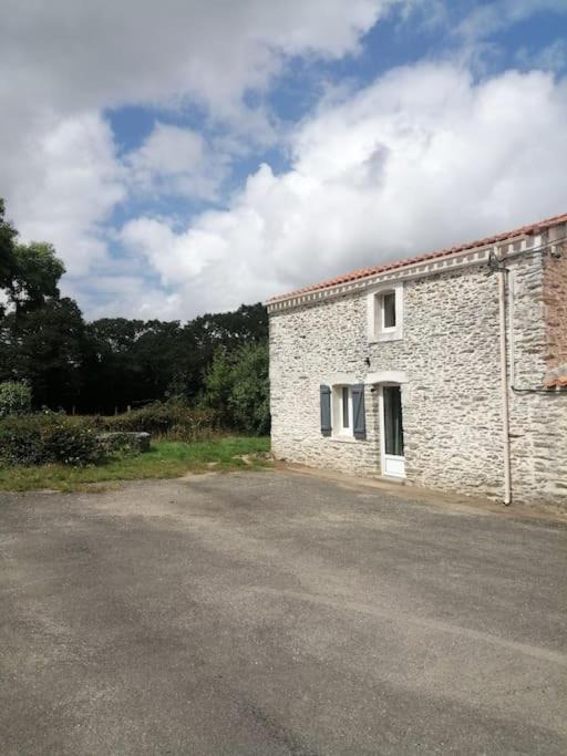 Photo of Buildings in Saint-Etienne-de-Mer-Morte