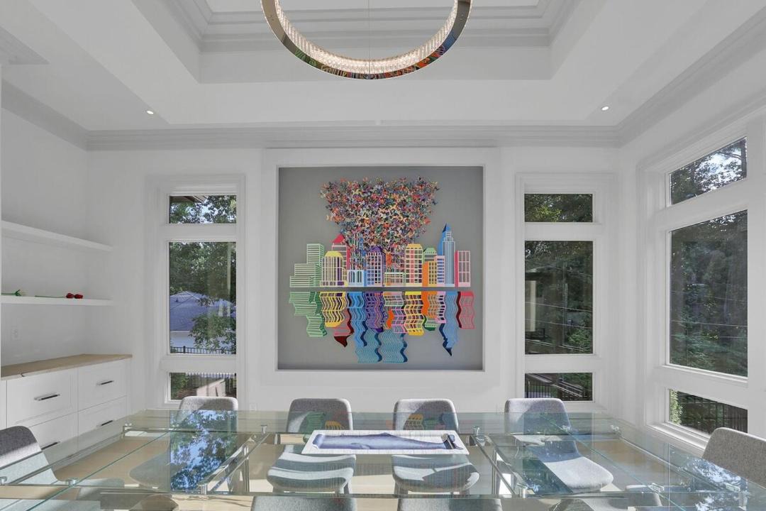Photo of Livingroom in Sandy Springs
