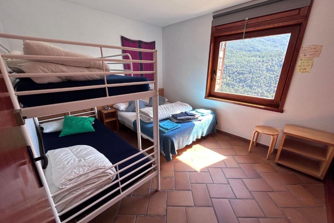 Photo of Bedroom in Lles