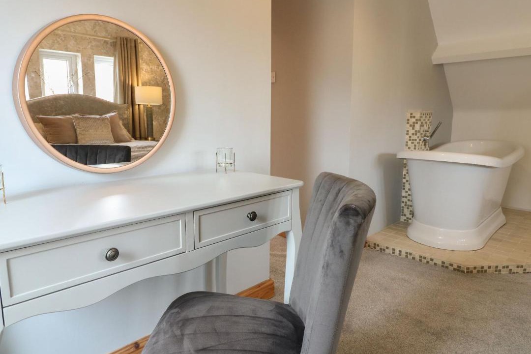 Photo of Others in Smalley