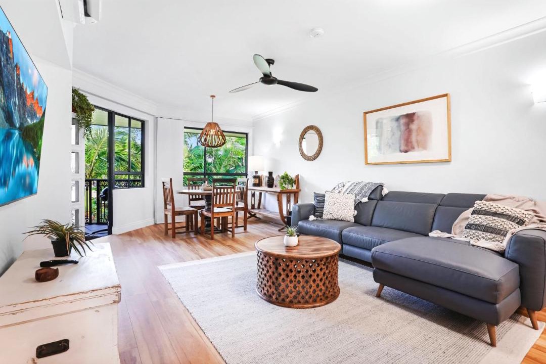 Photo of Livingroom in White Rock