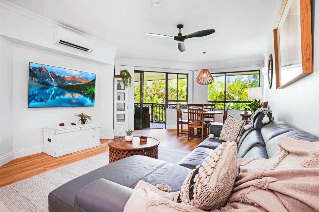 Photo of Livingroom in White Rock