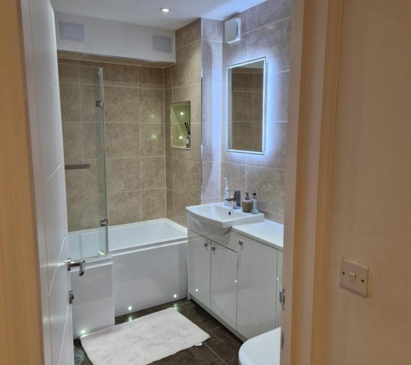 Photo of Bathroom in Leigh-on-Sea
