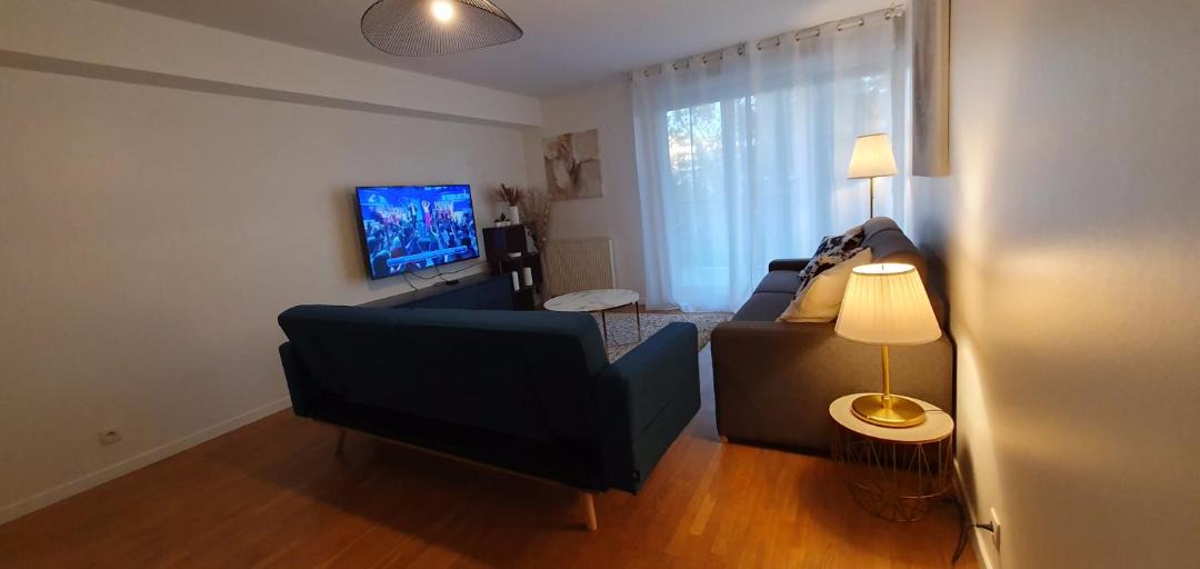 Photo of Livingroom in Cachan