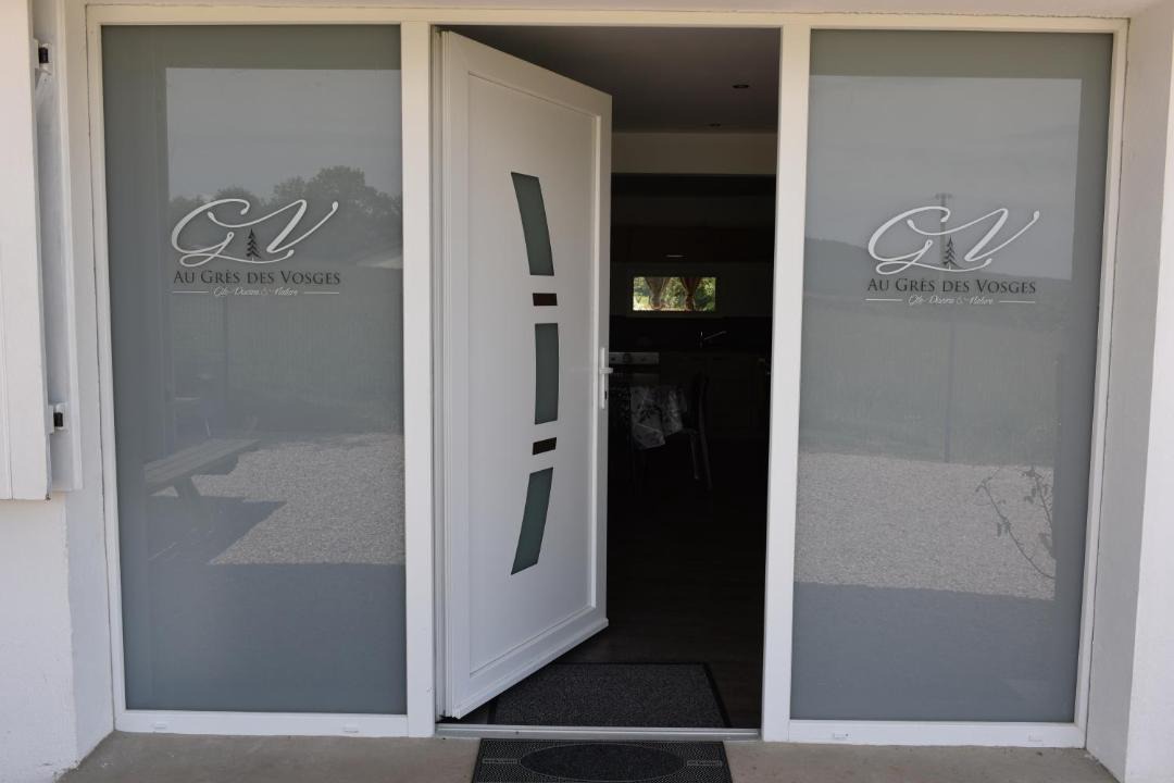 Photo of Others in Remomeix