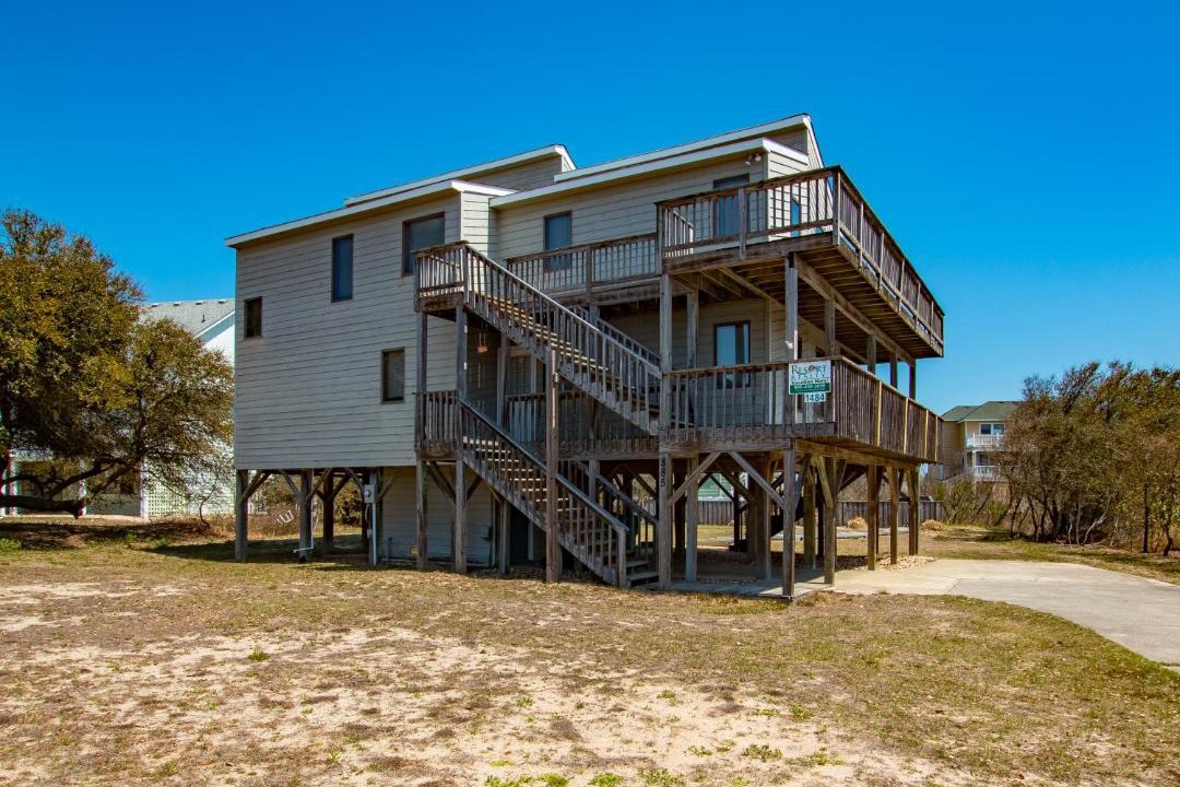 Photo of Others in Whalehead Beach