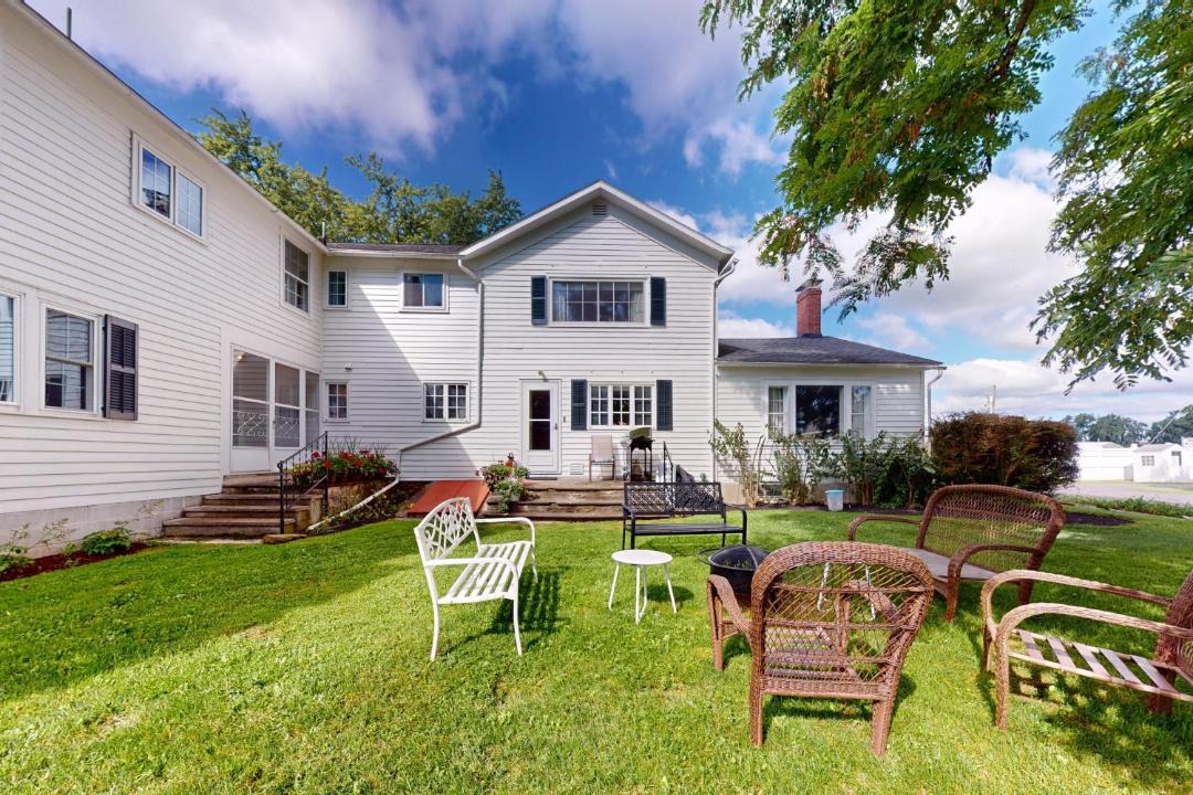 Photo of Buildings in Town of Benton