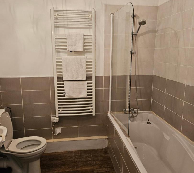 Photo of Others in Mamers