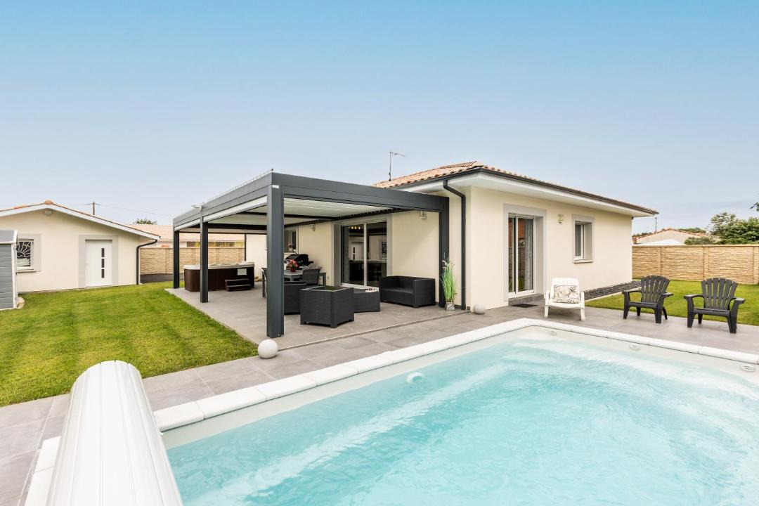 Photo of Others in Ares