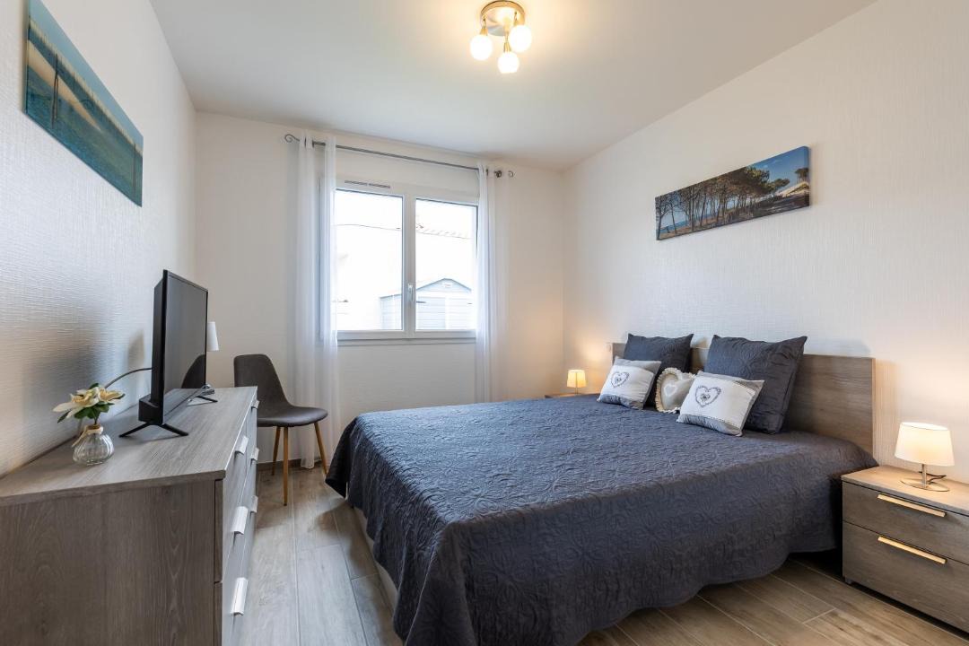 Photo of Others in Ares