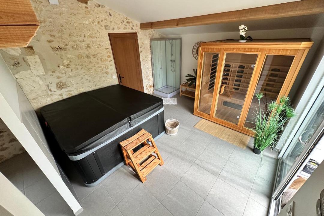 Photo of Others in Saint-Just