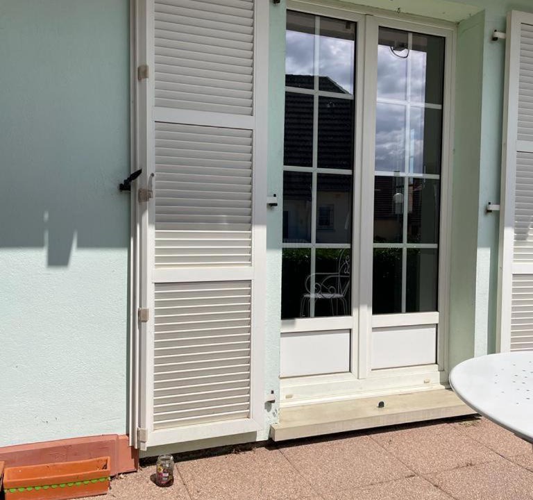 Photo of Buildings in Leutenheim