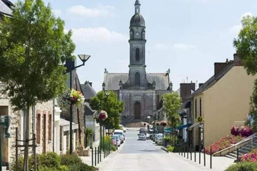 Photo of Buildings in Derval
