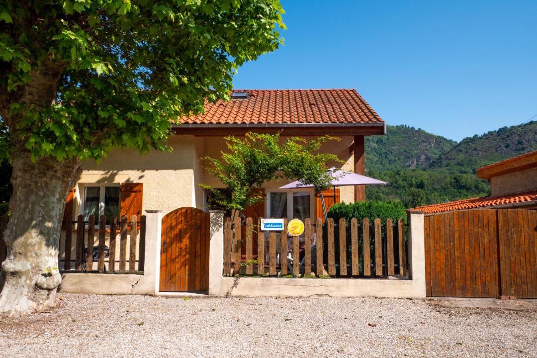 Photo of Buildings in Bompas