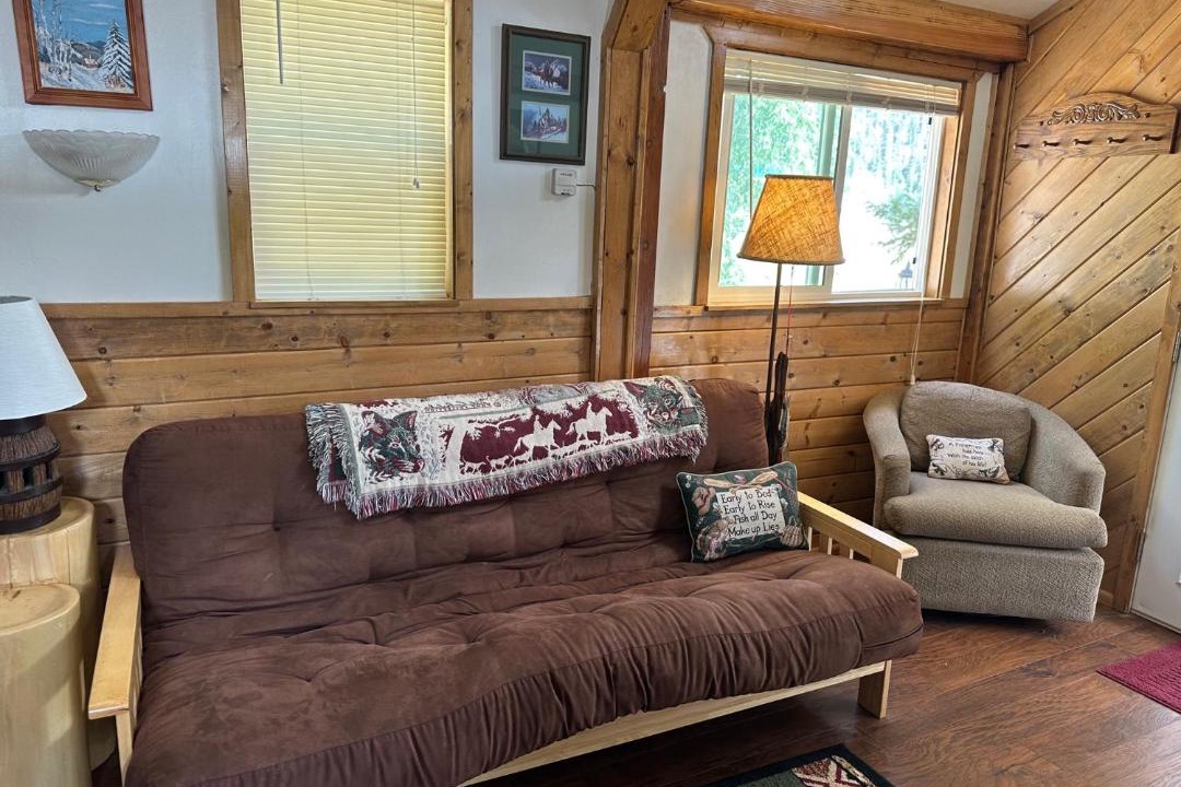 Photo of Livingroom in Red River