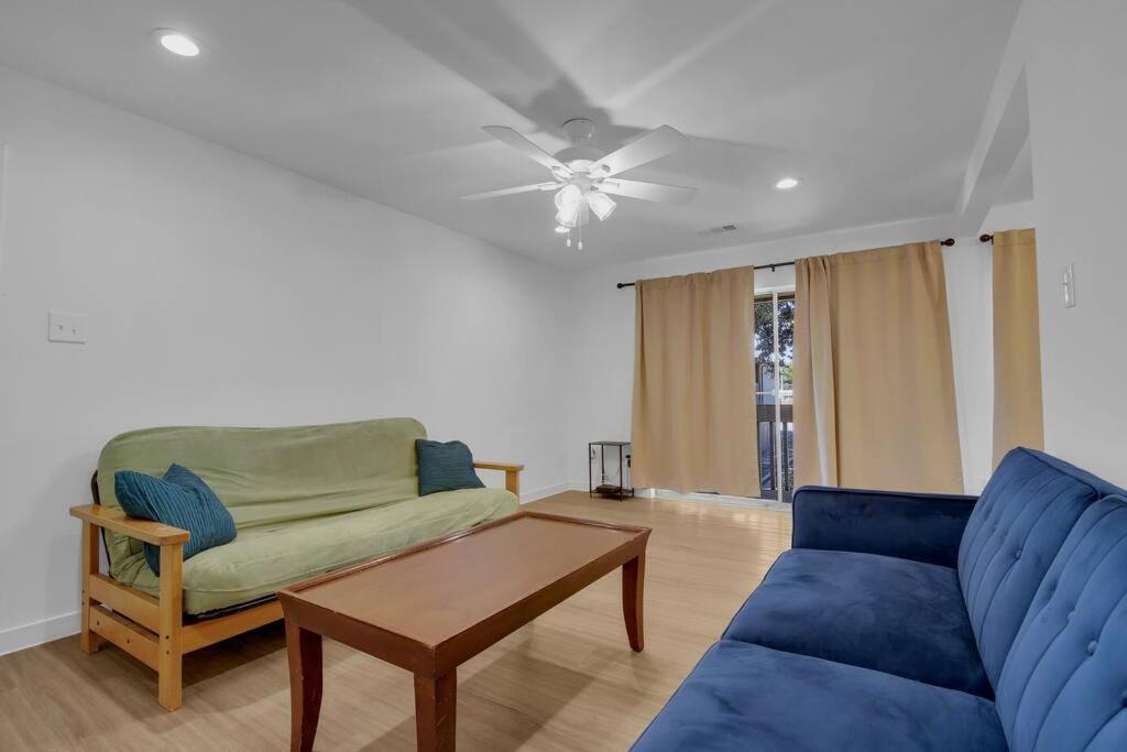 Photo of Livingroom in Riverside