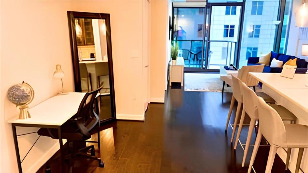 Photo of Livingroom in North Buckhead