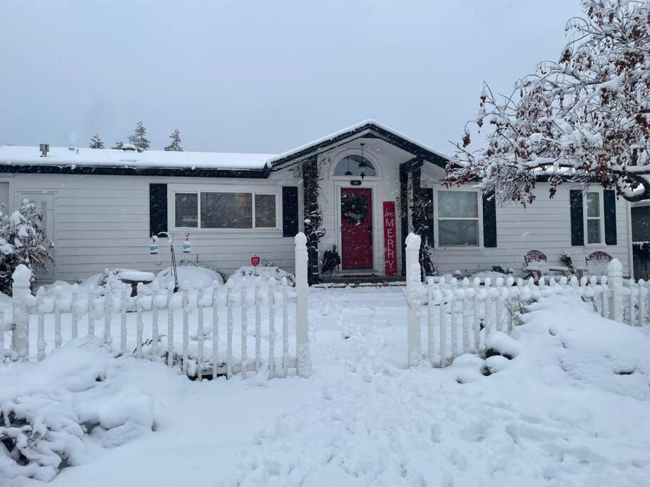 Photo of Others in Murphys