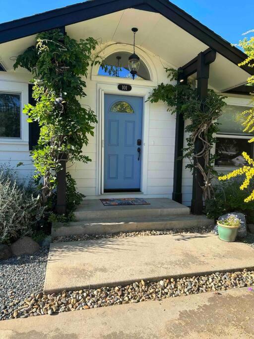 Photo of Others in Murphys