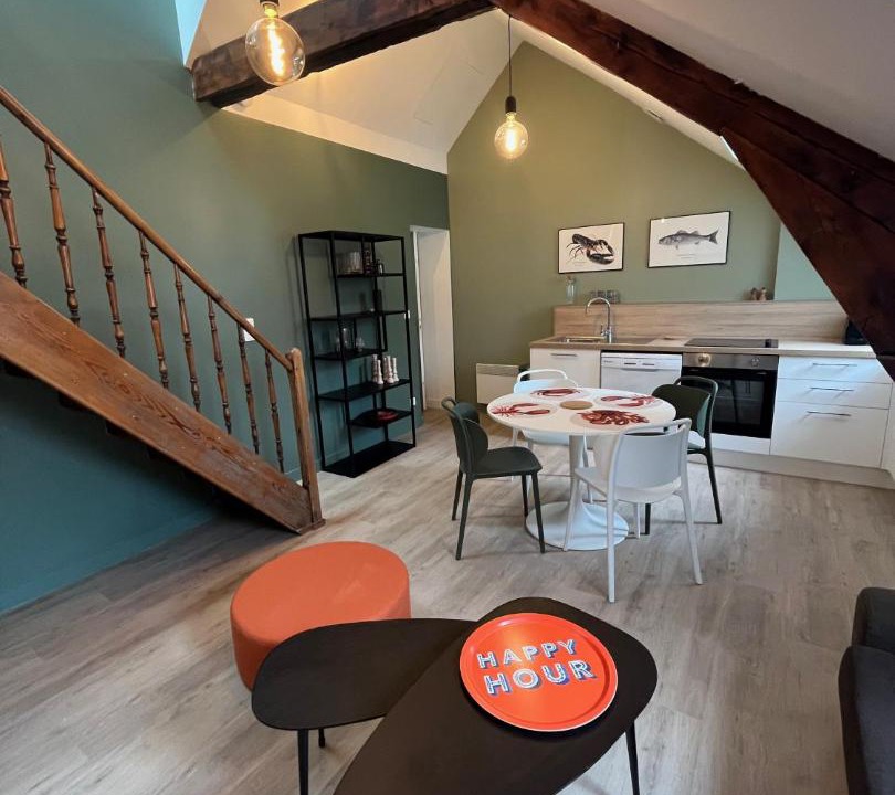 Photo of Others in Dernier Sou