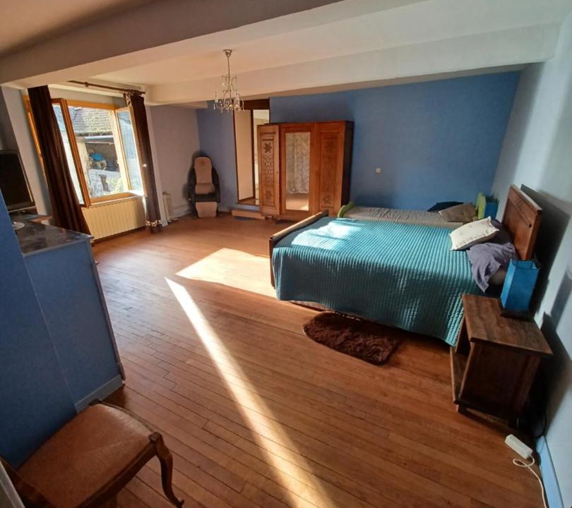 Photo of Others in Gaussan