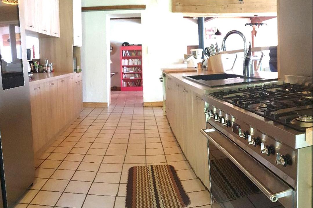 Photo of Kitchen in Puygaillard-de-Quercy