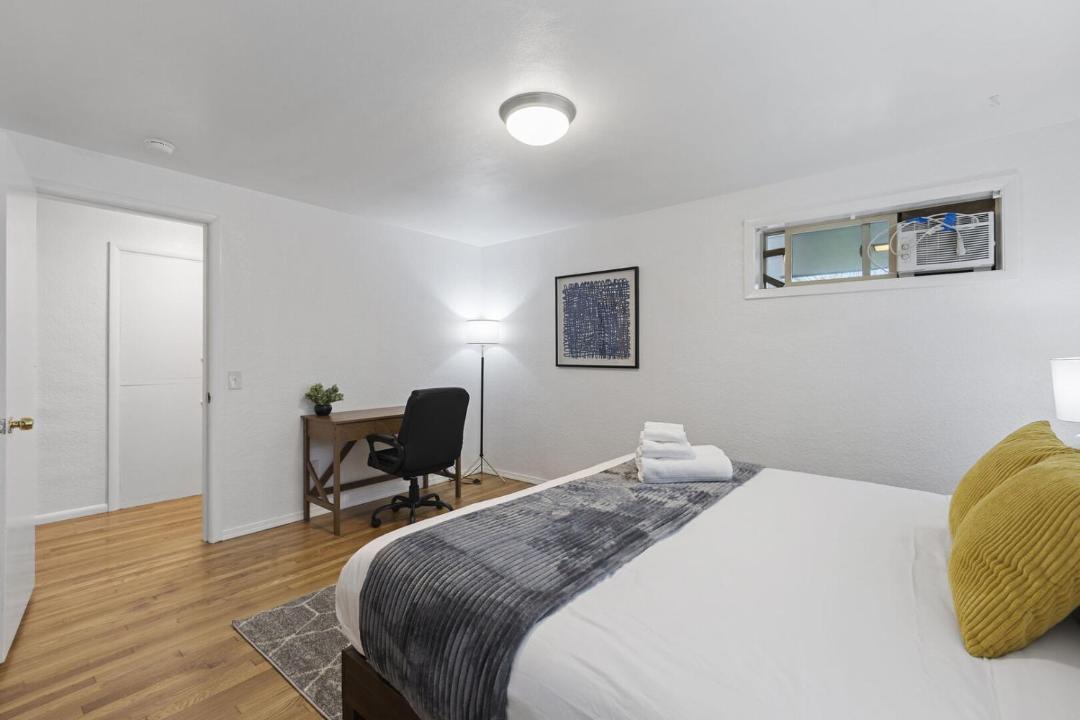 Photo of Bedroom in Mount Vernon