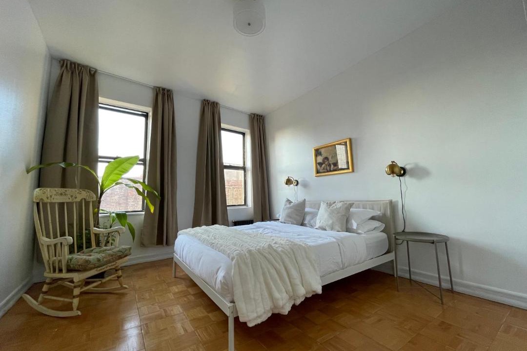 Photo of Others in Washington Heights