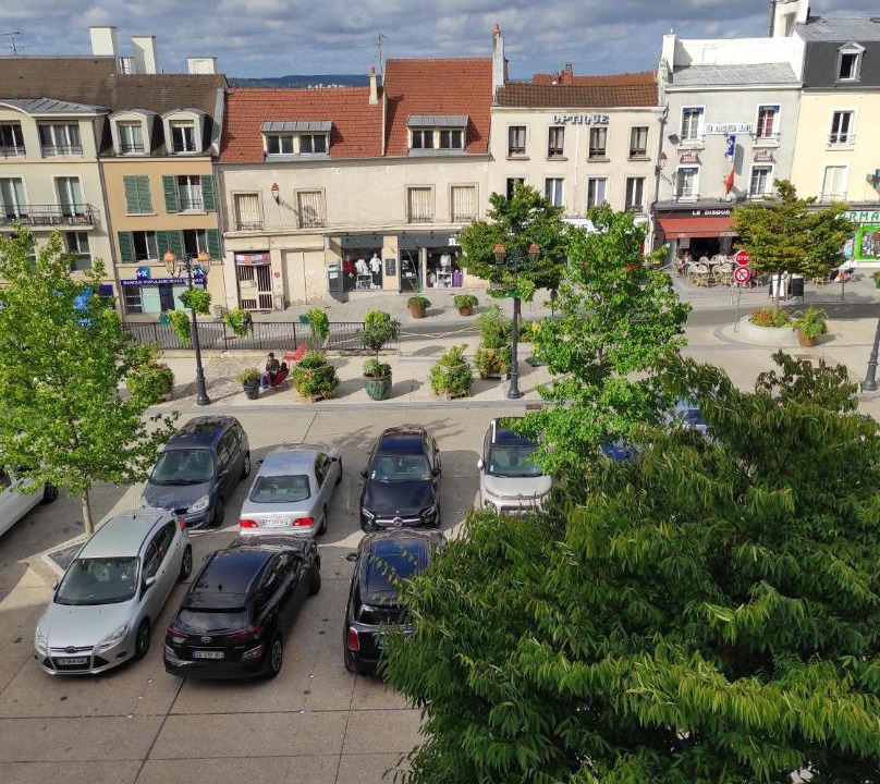 Photo of Others in Centre