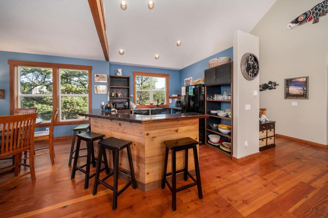 Photo of Livingroom in Kiwanda Shores