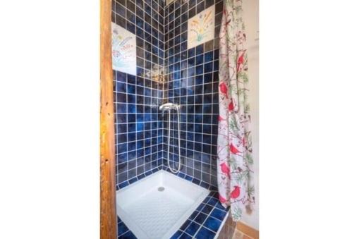 Photo of Bathroom in Buffon