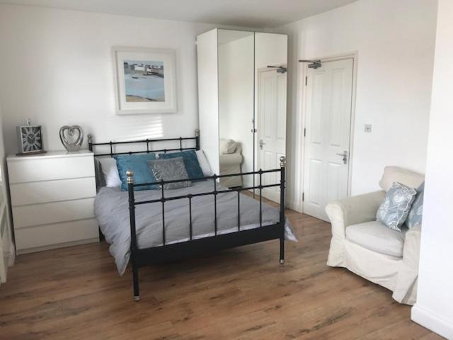 Photo of Others in Heston Central