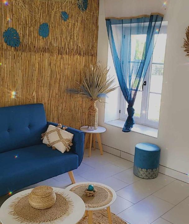 Photo of Livingroom in Seigy